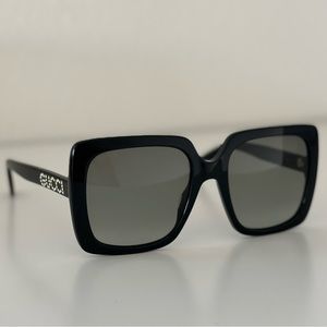 GUCCI OVERSIZE RECTANGULAR SUNGLASSES
